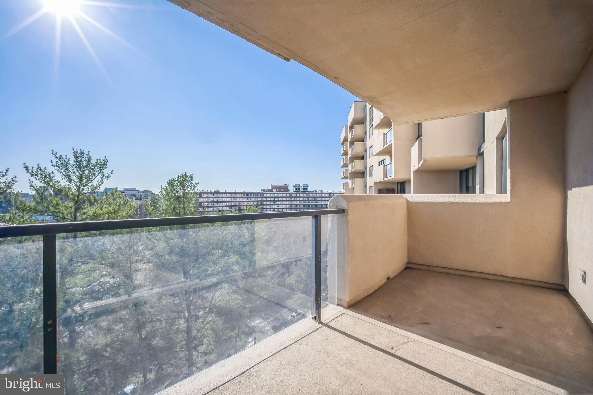 THE REPRESENTATIVE - Residential Lease