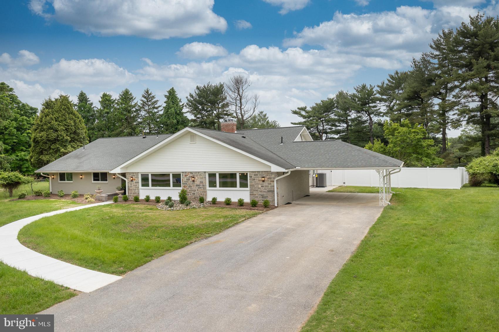 DUMBARTON HEIGHTS - Residential