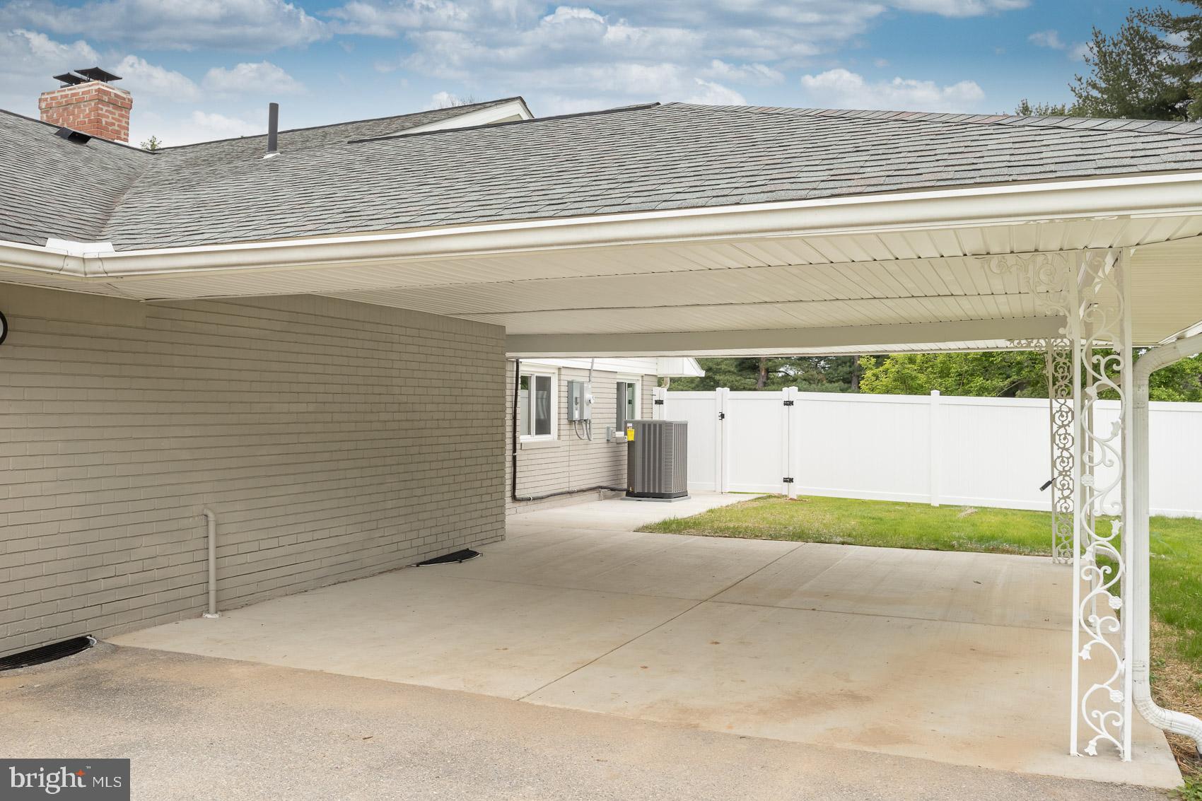 DUMBARTON HEIGHTS - Residential