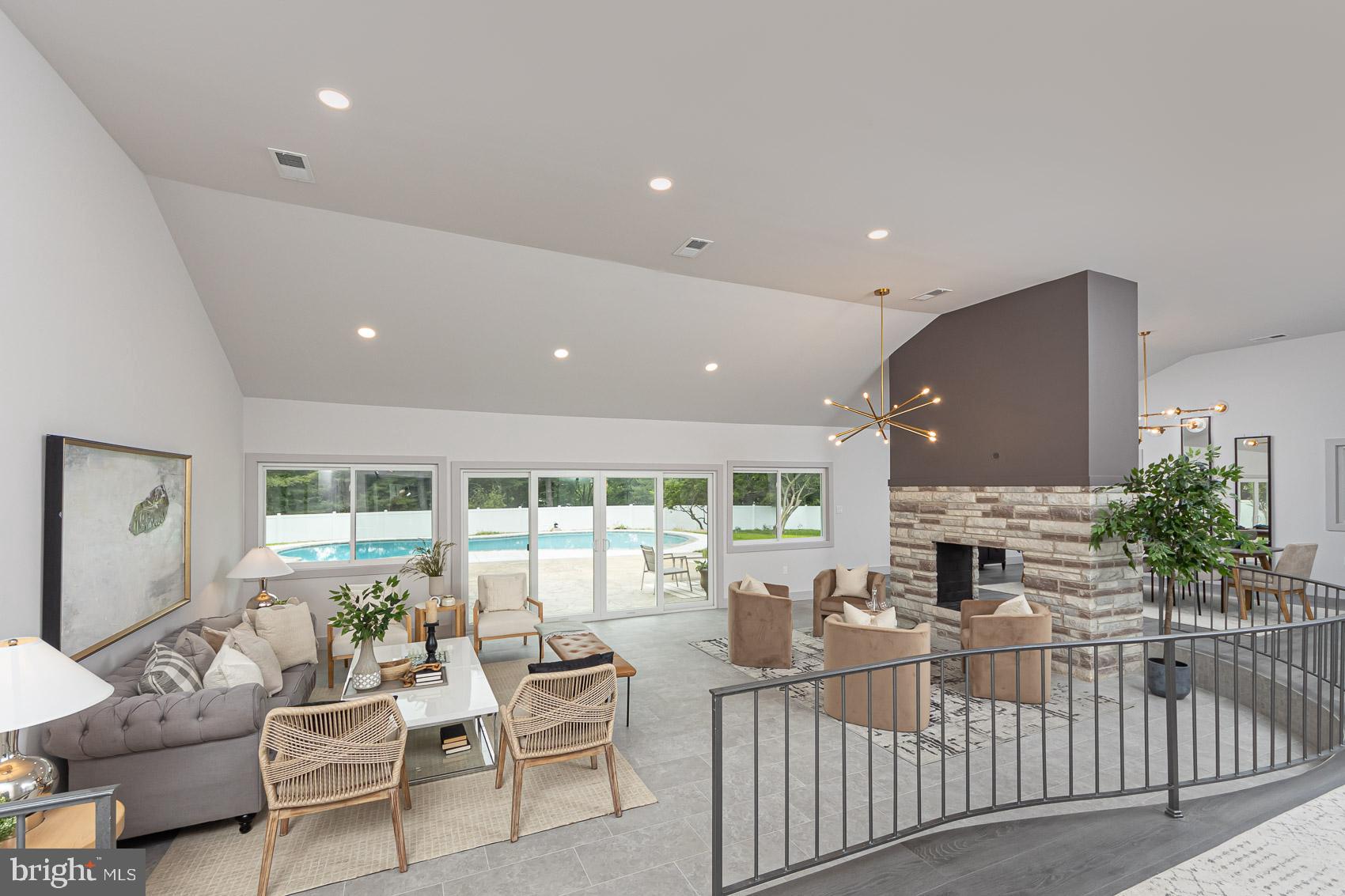 DUMBARTON HEIGHTS - Residential