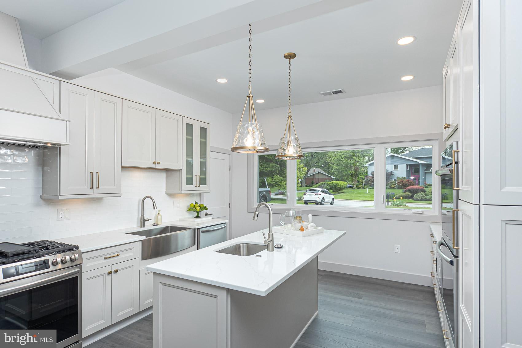 DUMBARTON HEIGHTS - Residential