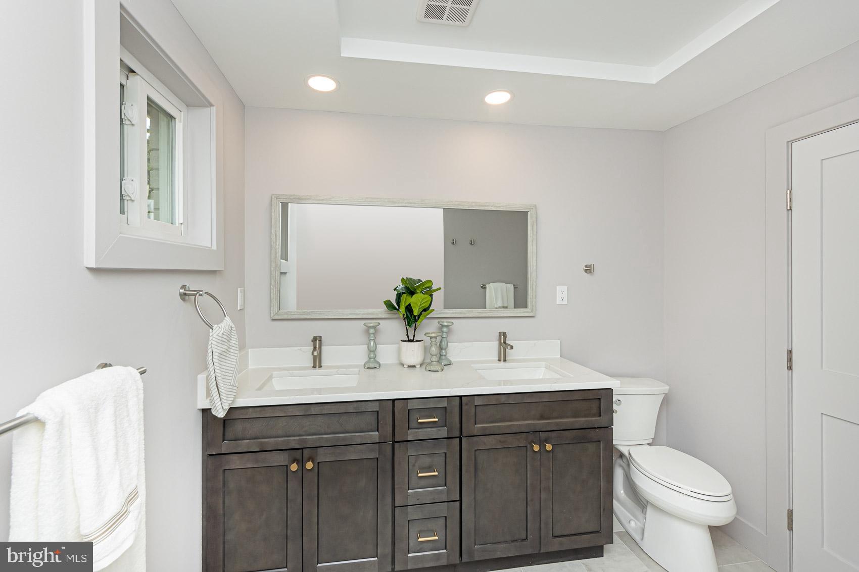 DUMBARTON HEIGHTS - Residential