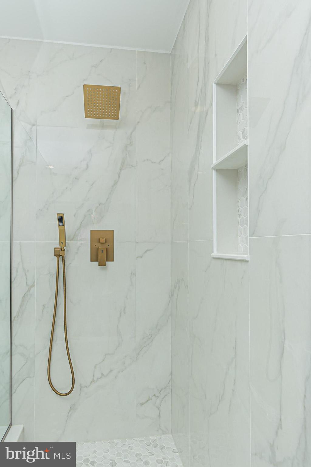 DUMBARTON HEIGHTS - Residential