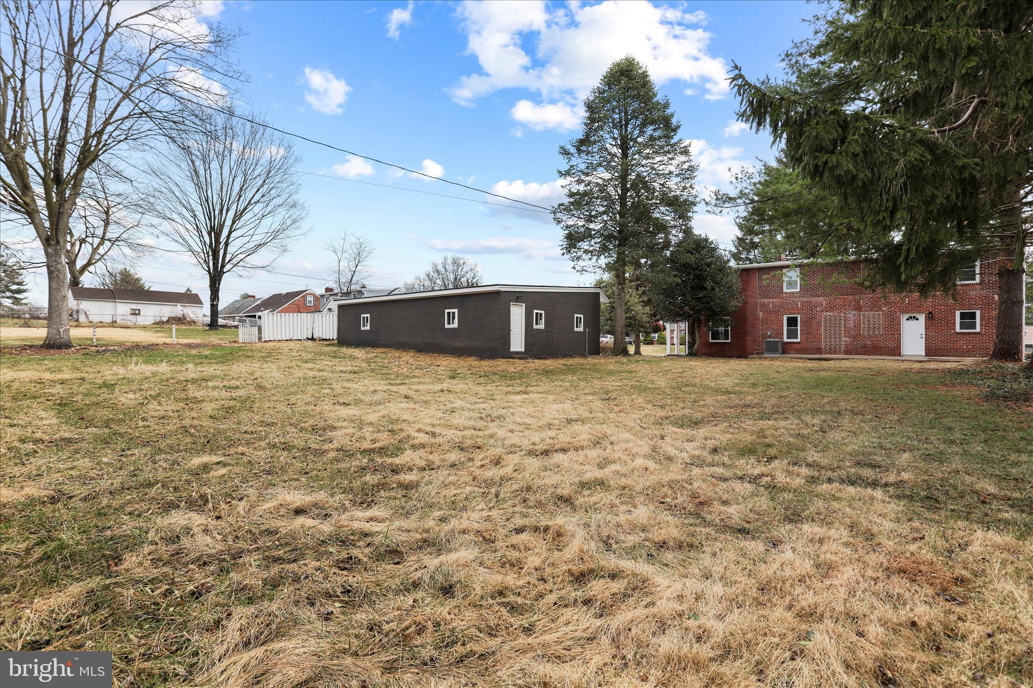 GREENBERRY HILLS - Residential