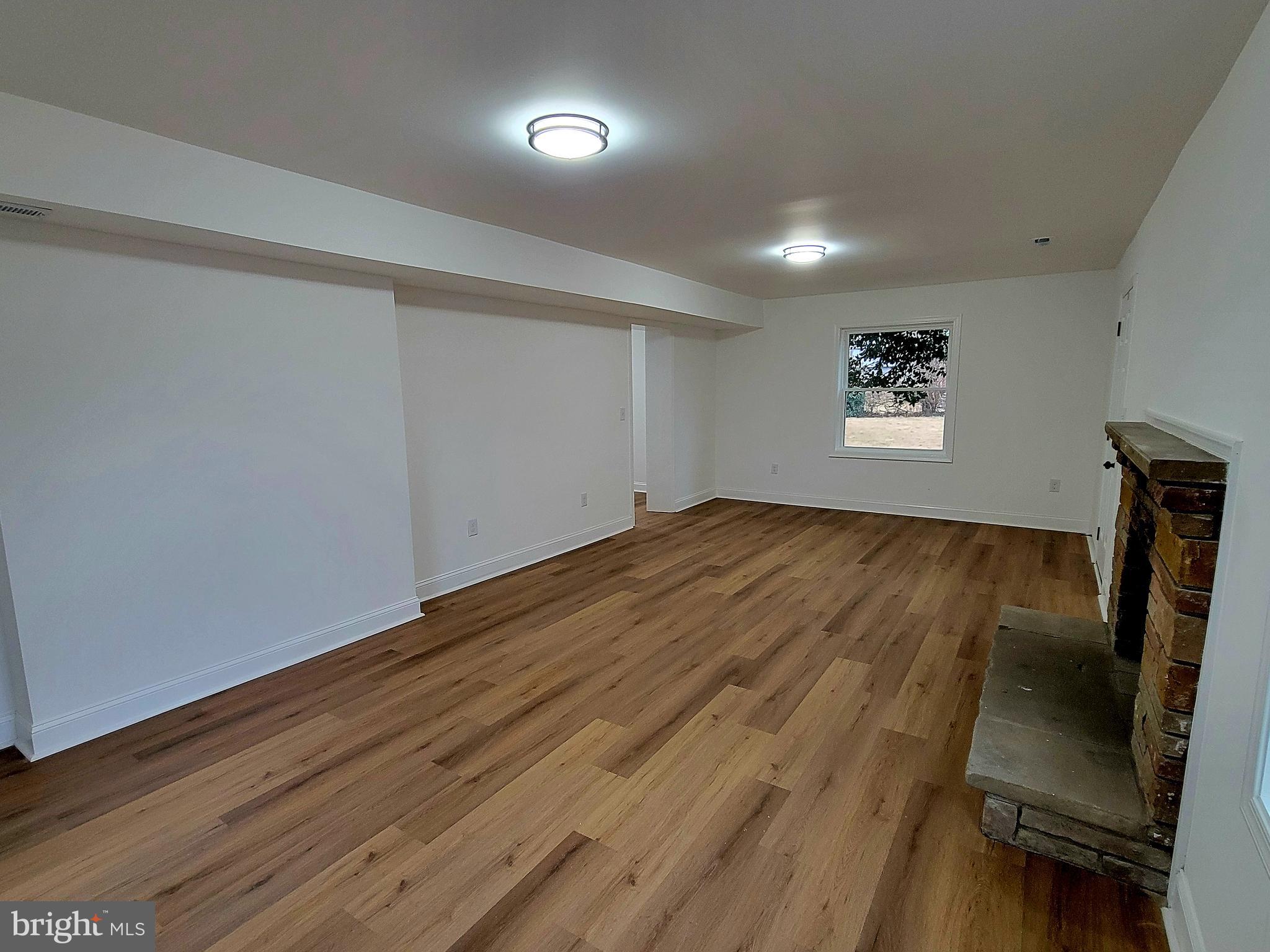 11424 ENGLEWOOD ROAD