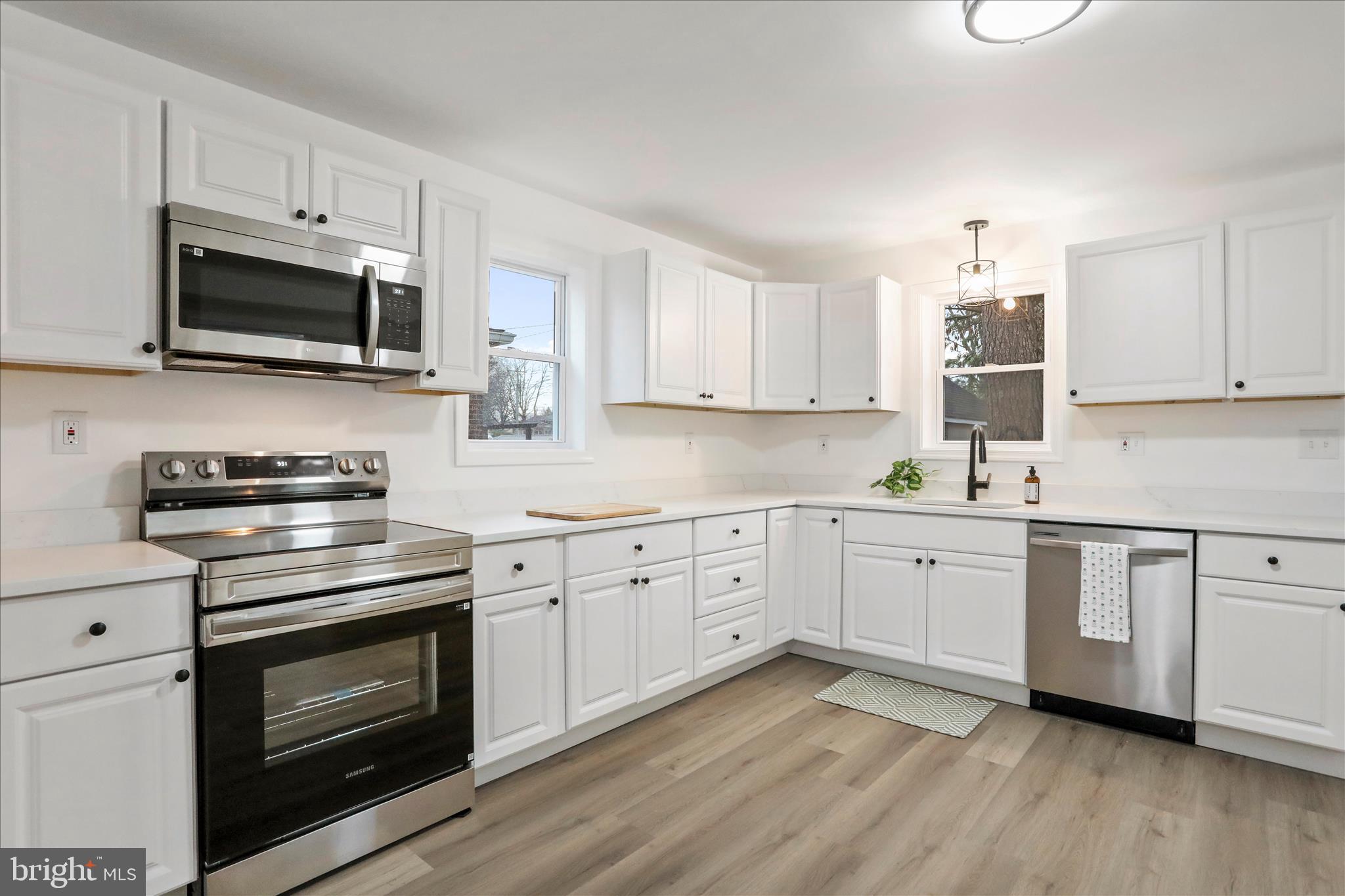 GREENBERRY HILLS - Residential