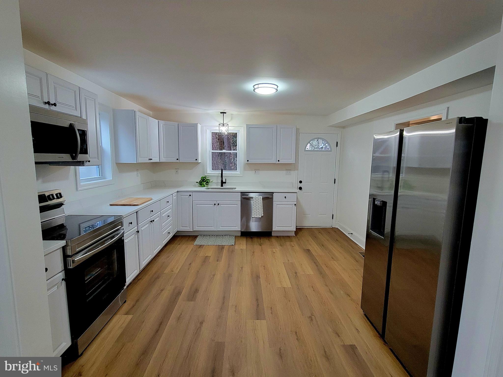 11424 ENGLEWOOD ROAD