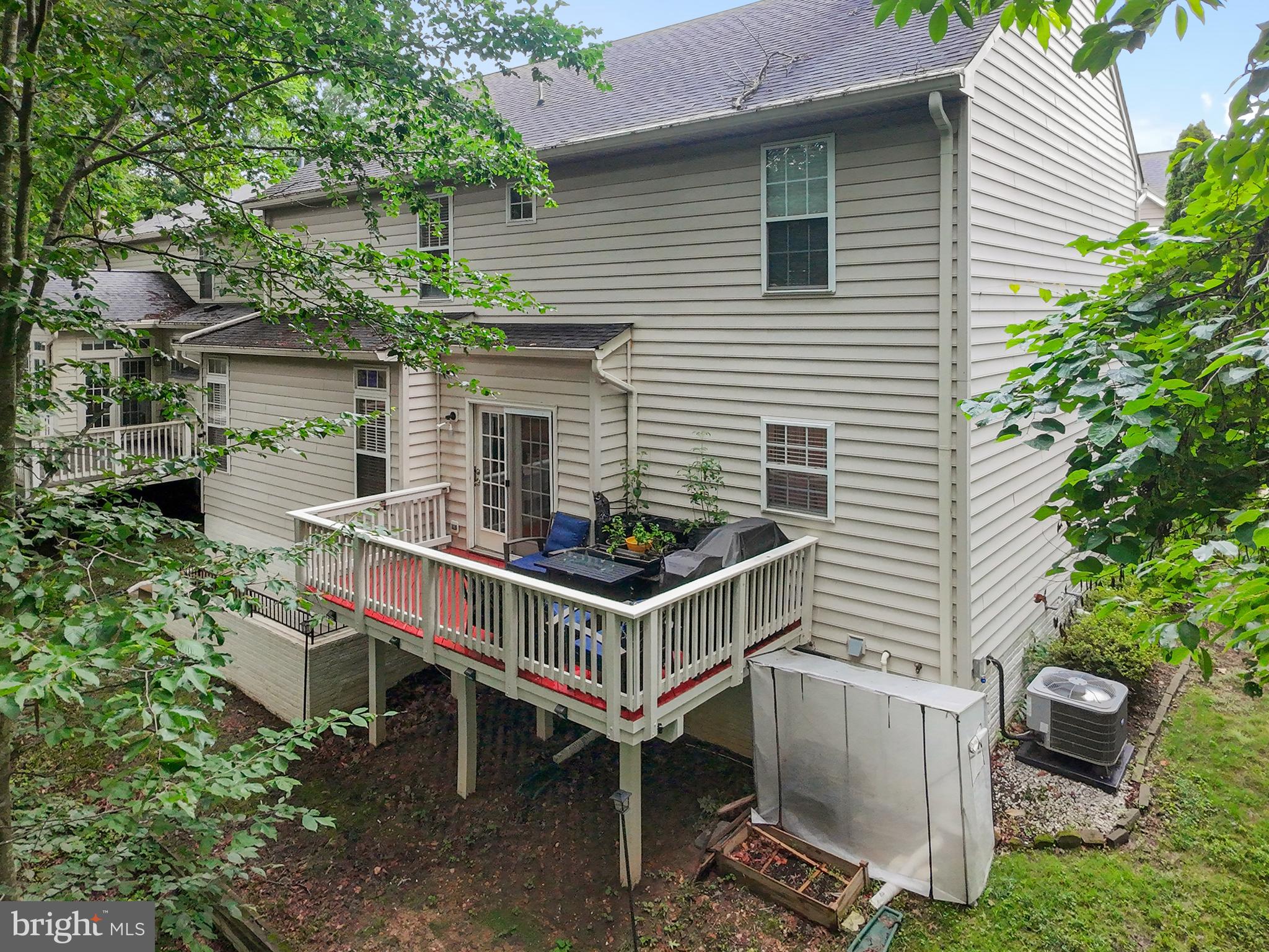 LORTON TOWN CENTER - Residential