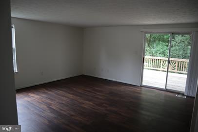 KINGS WOODS - Residential Lease