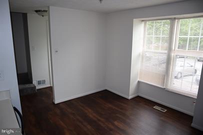 KINGS WOODS - Residential Lease