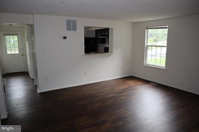 KINGS WOODS - Residential Lease