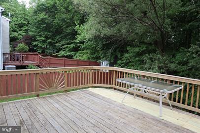 KINGS WOODS - Residential Lease