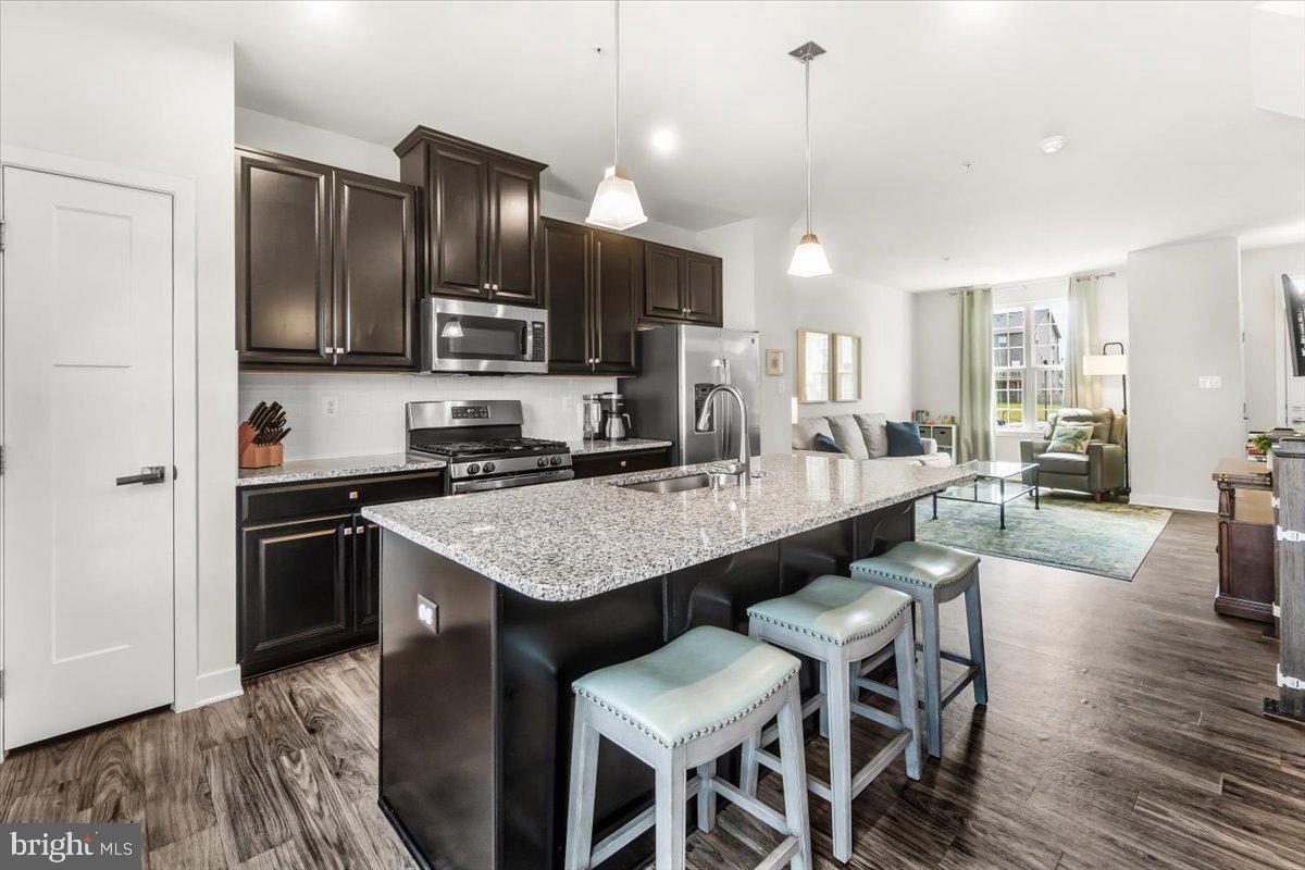 LAKE LINGANORE EAGLEHEAD - Residential Lease