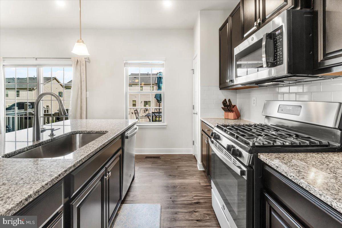 LAKE LINGANORE EAGLEHEAD - Residential Lease