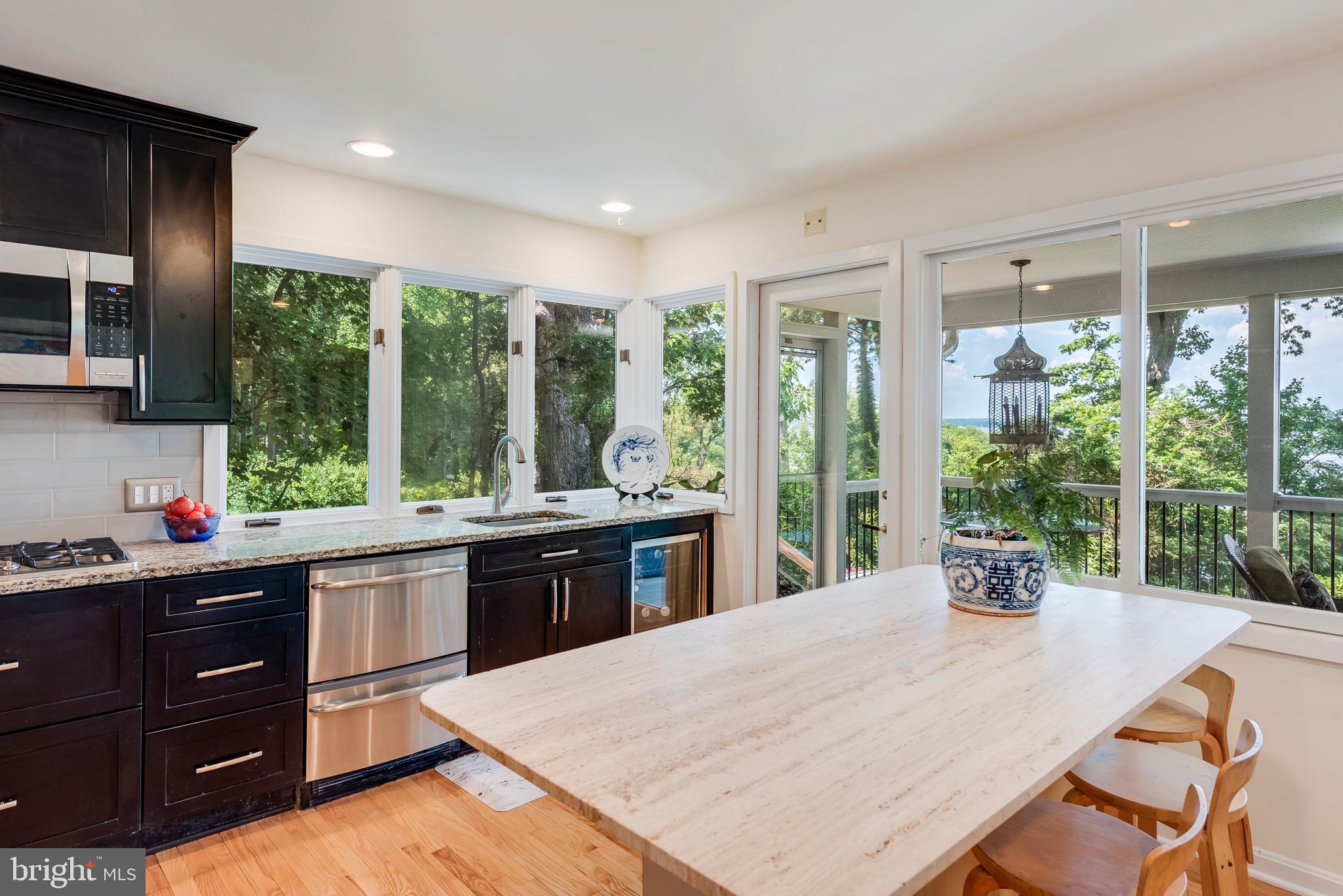 SHERWOOD FOREST - Residential