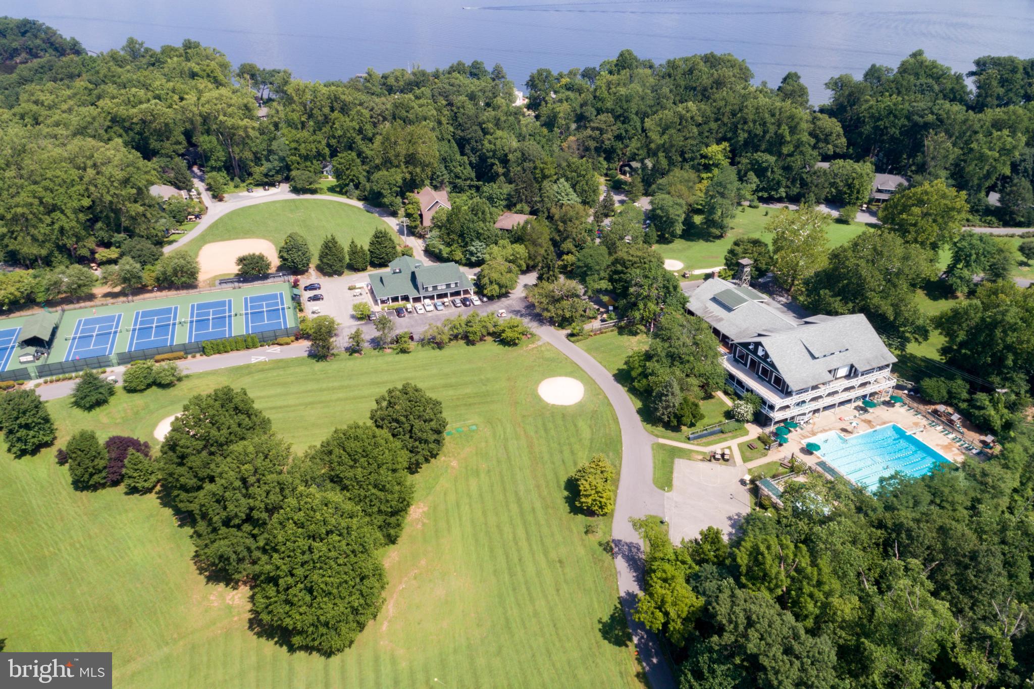 SHERWOOD FOREST - Residential