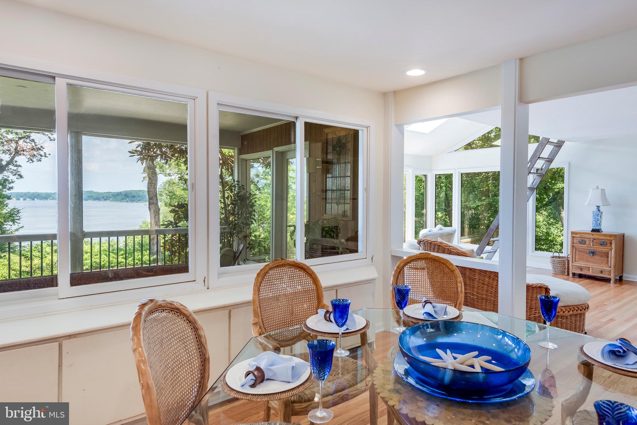 SHERWOOD FOREST - Residential