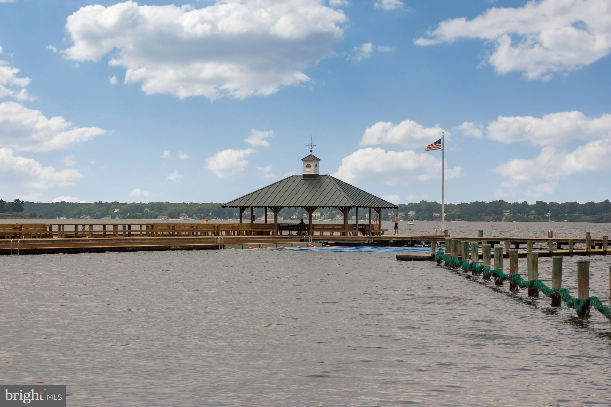 SHERWOOD FOREST - Residential