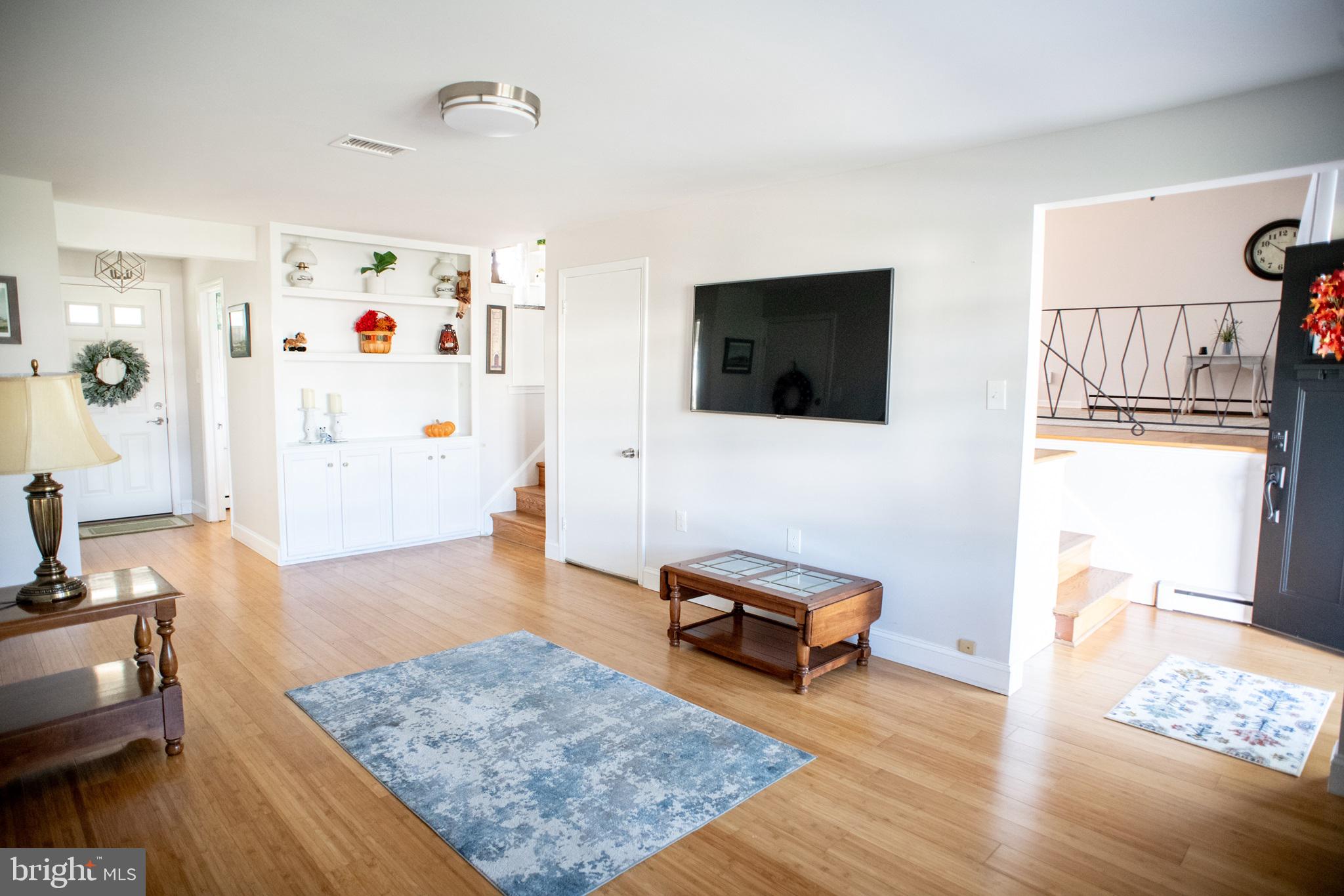 7 ROCKROSE DRIVE