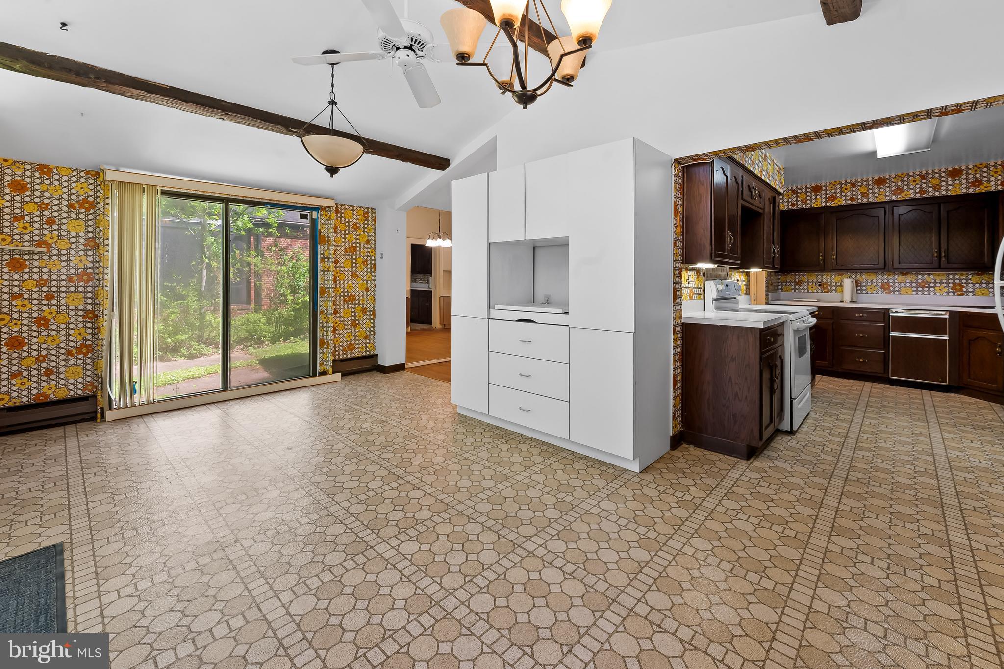 MOUNT WASHINGTON - Residential