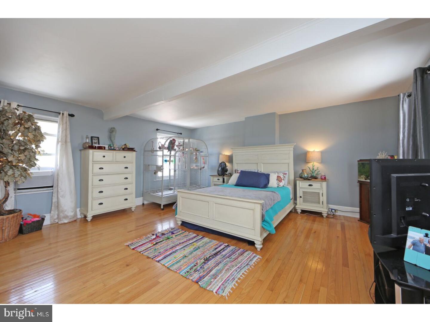 PORT RICHMOND - Residential
