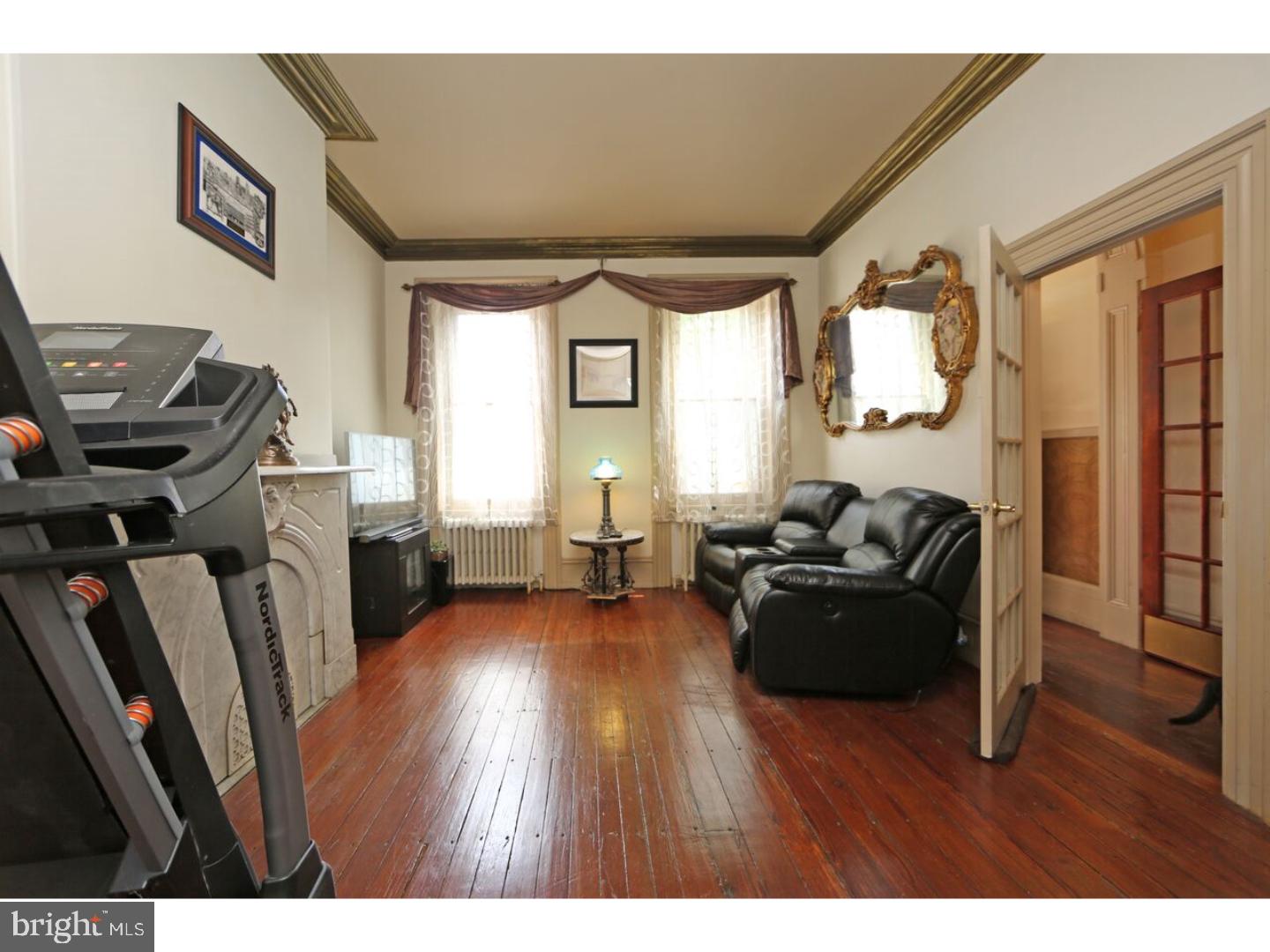 PORT RICHMOND - Residential