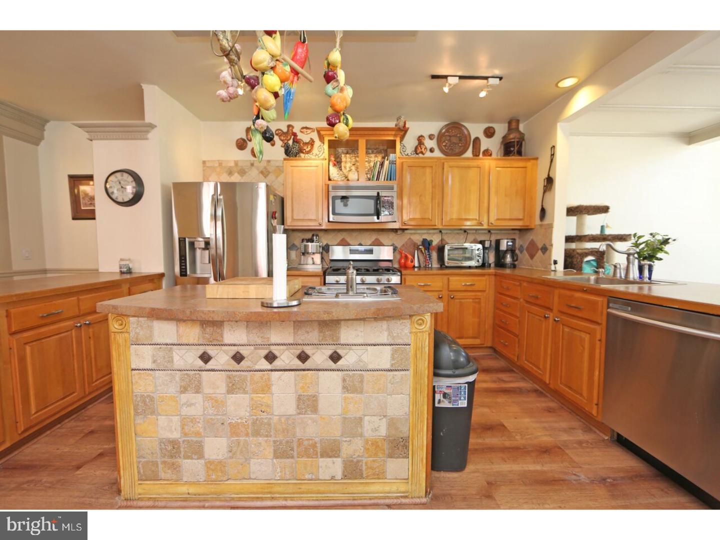 PORT RICHMOND - Residential