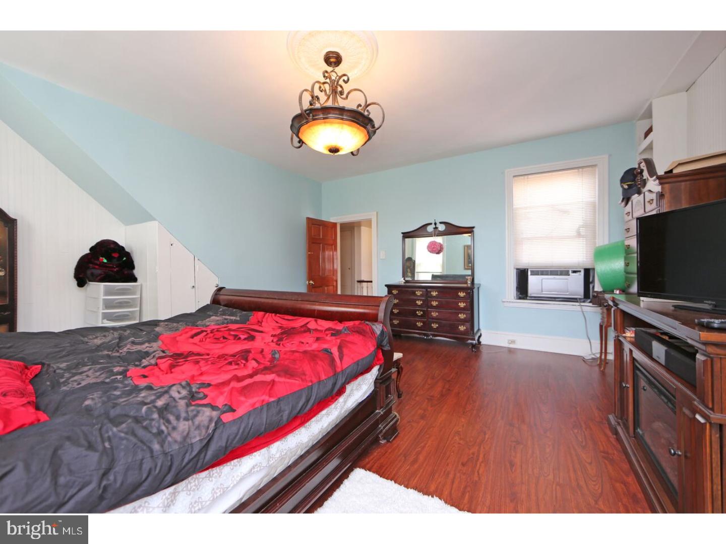 PORT RICHMOND - Residential