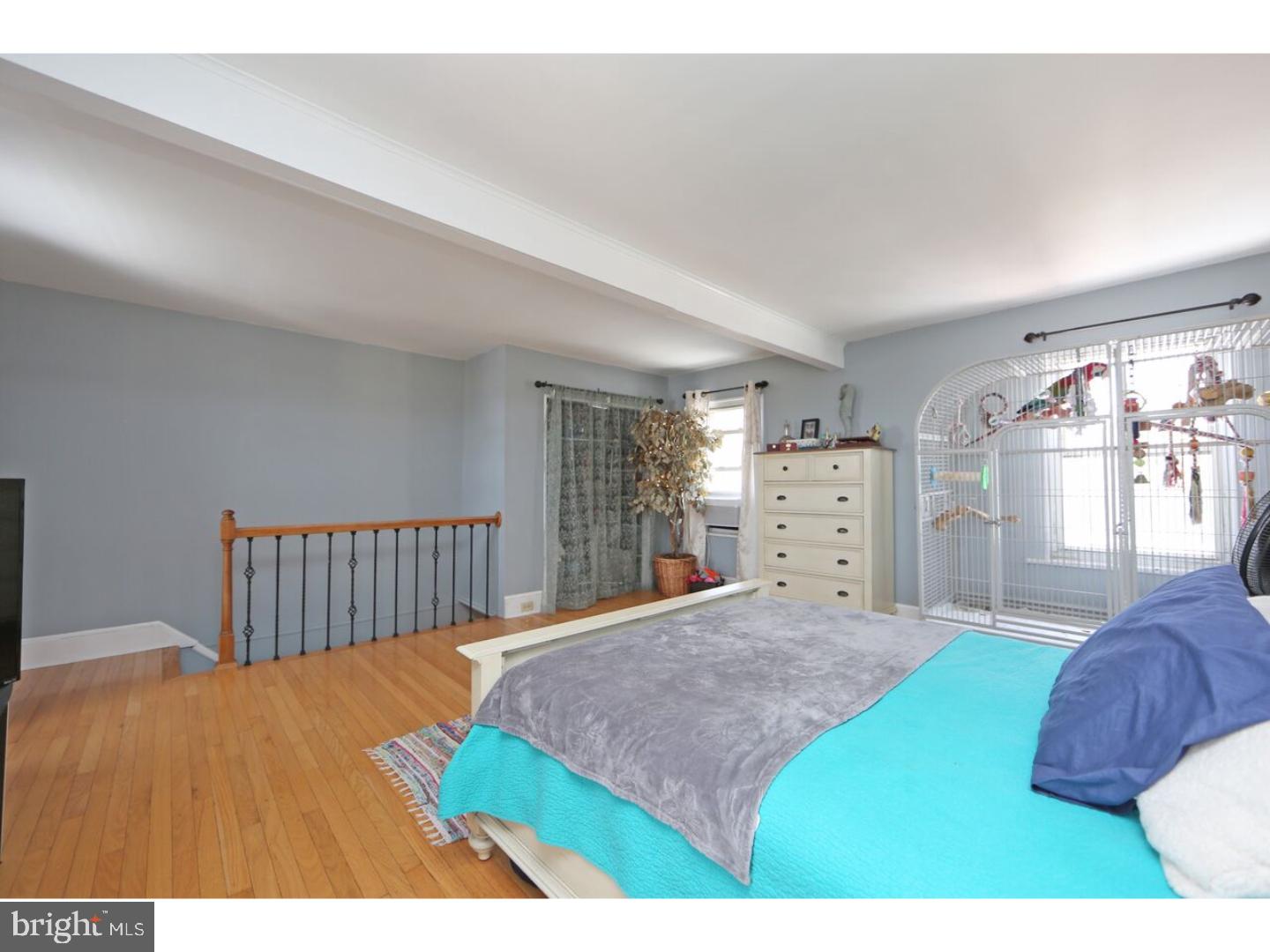 PORT RICHMOND - Residential