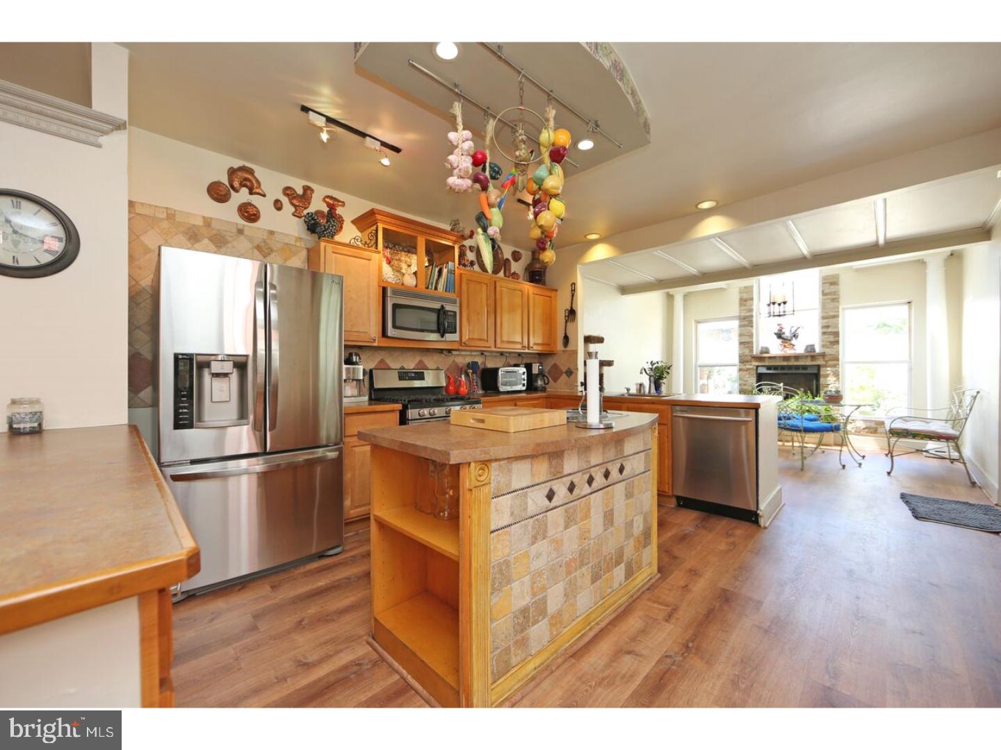 PORT RICHMOND - Residential