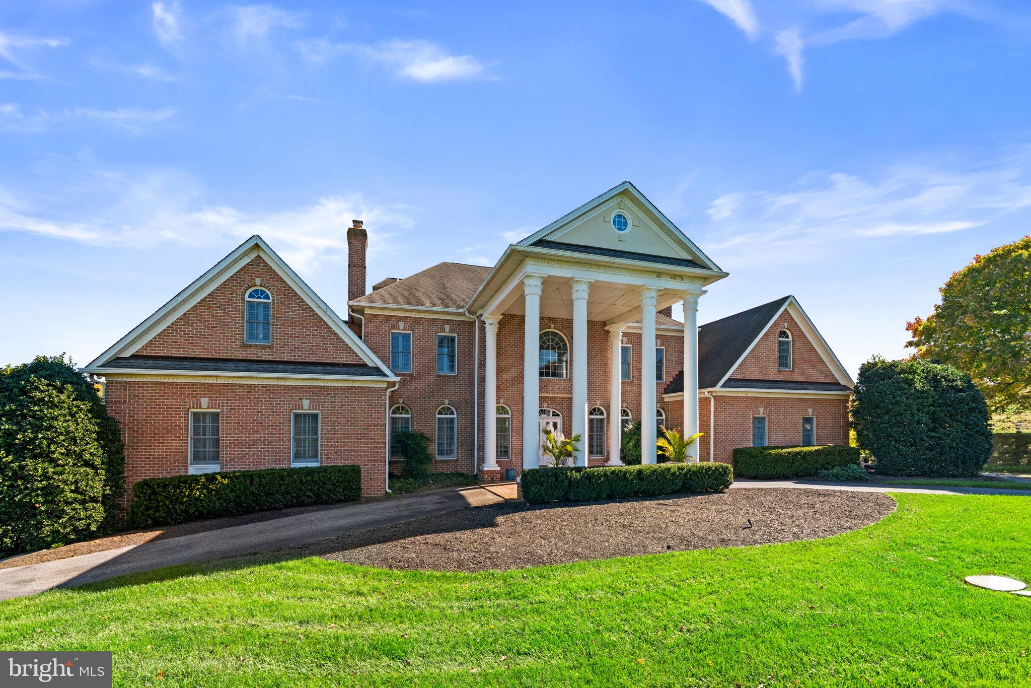 505 POND VIEW LANE