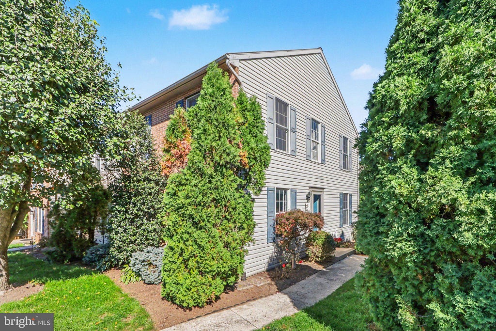 Photo of 31 Battens Circle, LEOLA, PA 17540 (MLS # PALA2096316)