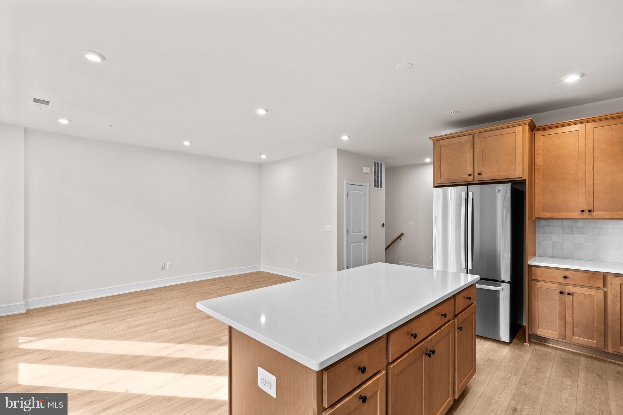 DEMOTT & SILVER - Residential