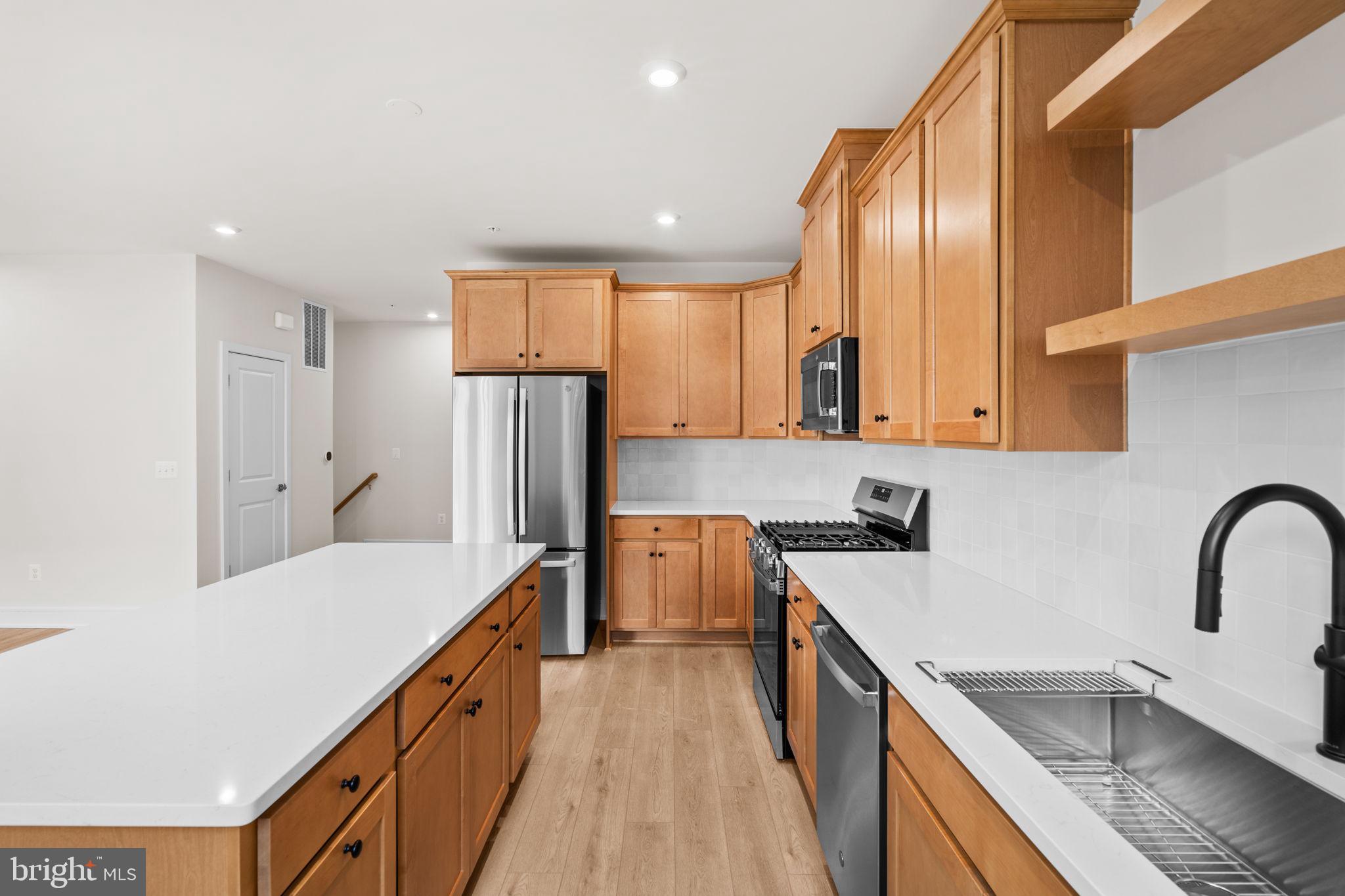 DEMOTT & SILVER - Residential