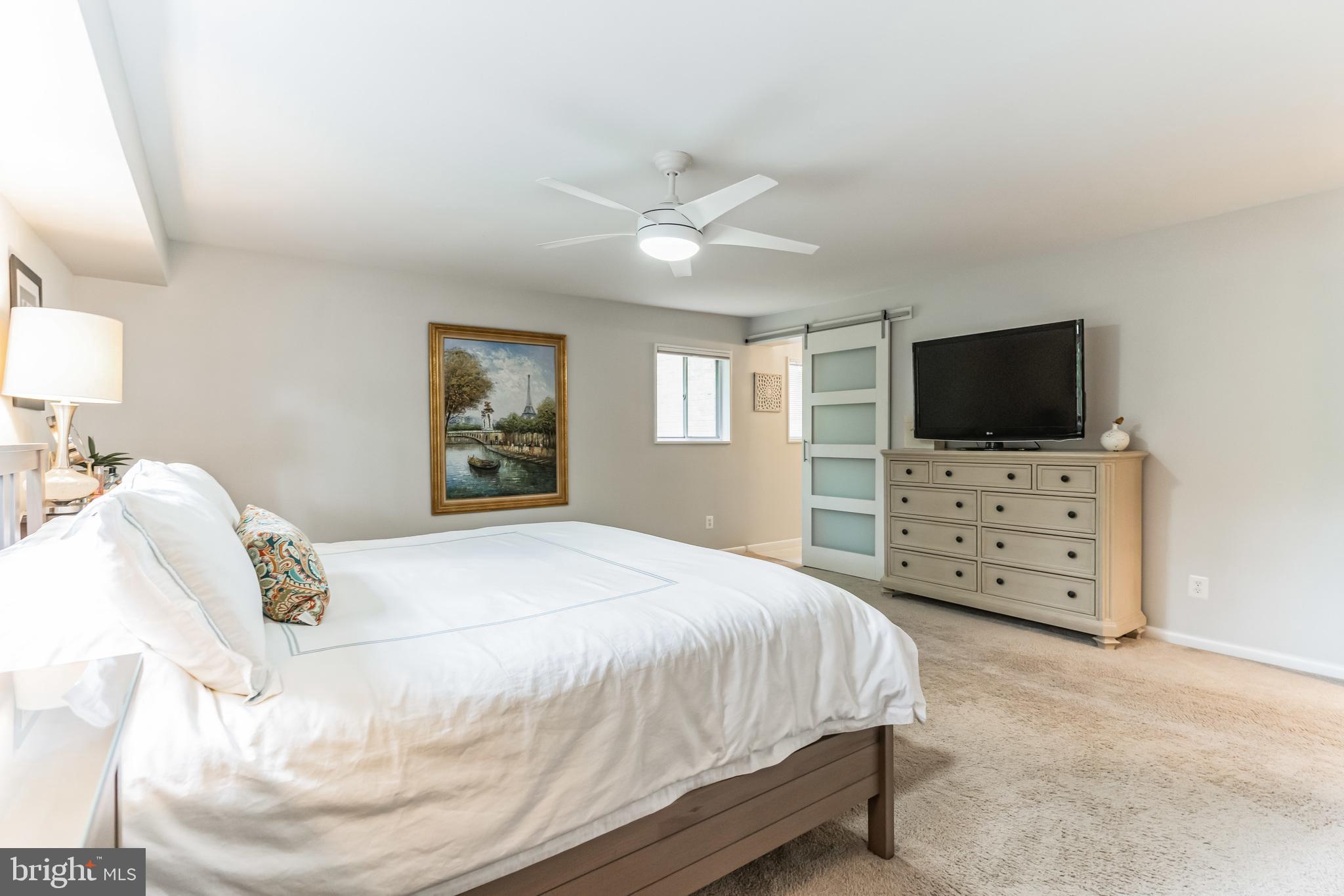 PARKSIDE CONDOMINIUMS - Residential Lease