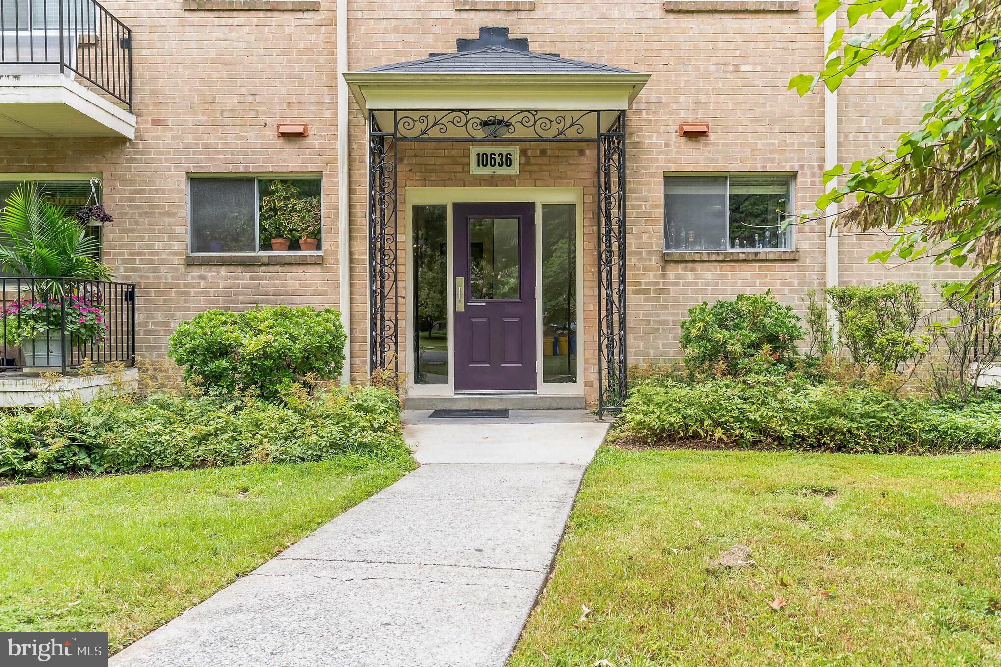 PARKSIDE CONDOMINIUMS - Residential Lease