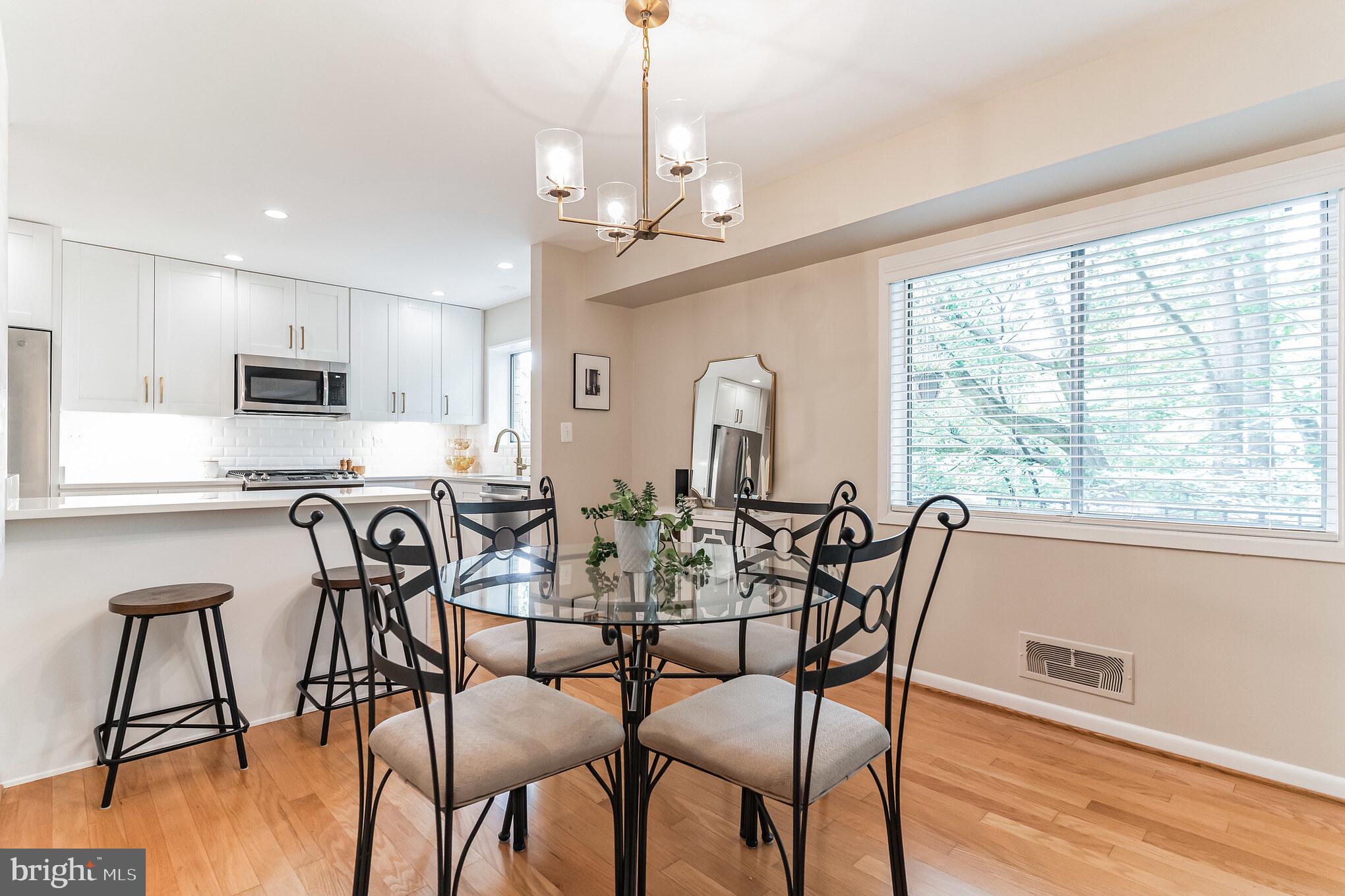 PARKSIDE CONDOMINIUMS - Residential Lease