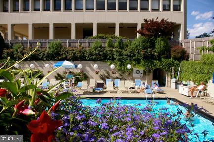 SOCIETY HILL - Residential Lease