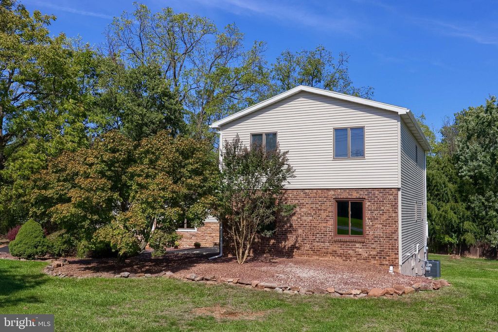 Photo of 2751 Lewisberry Road, YORK, PA 17404 (MLS # PAYK2091188)