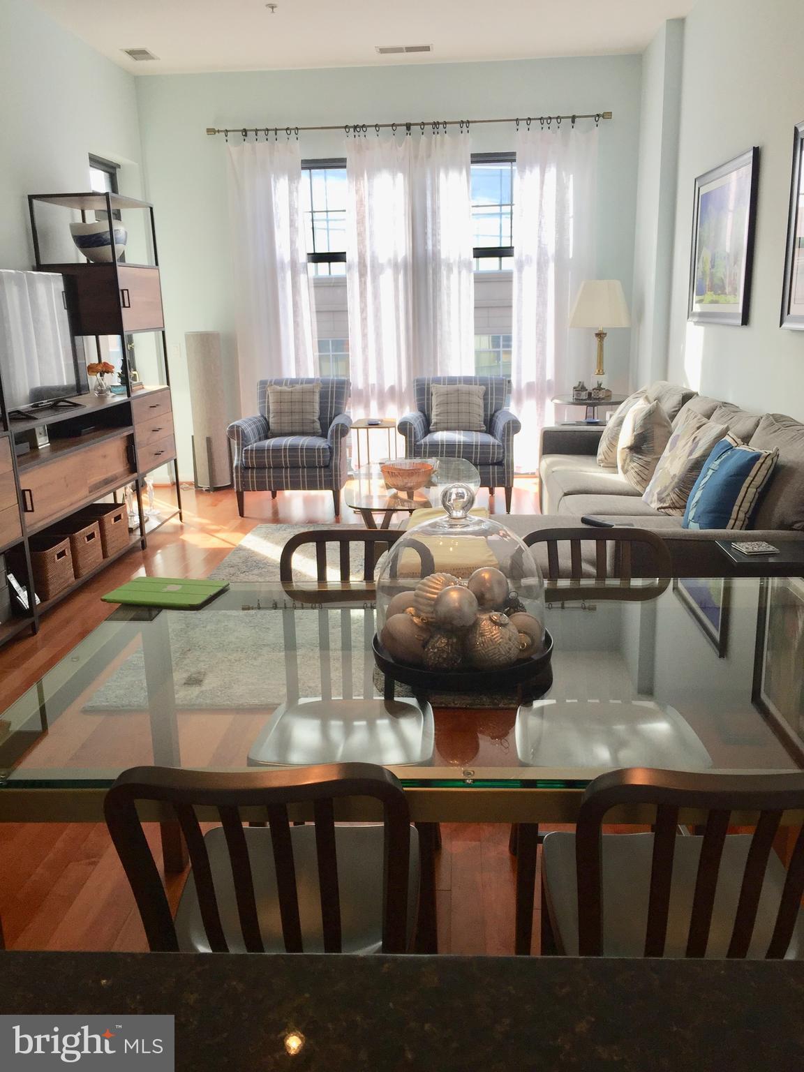 CLARENDON 1021 - Residential Lease