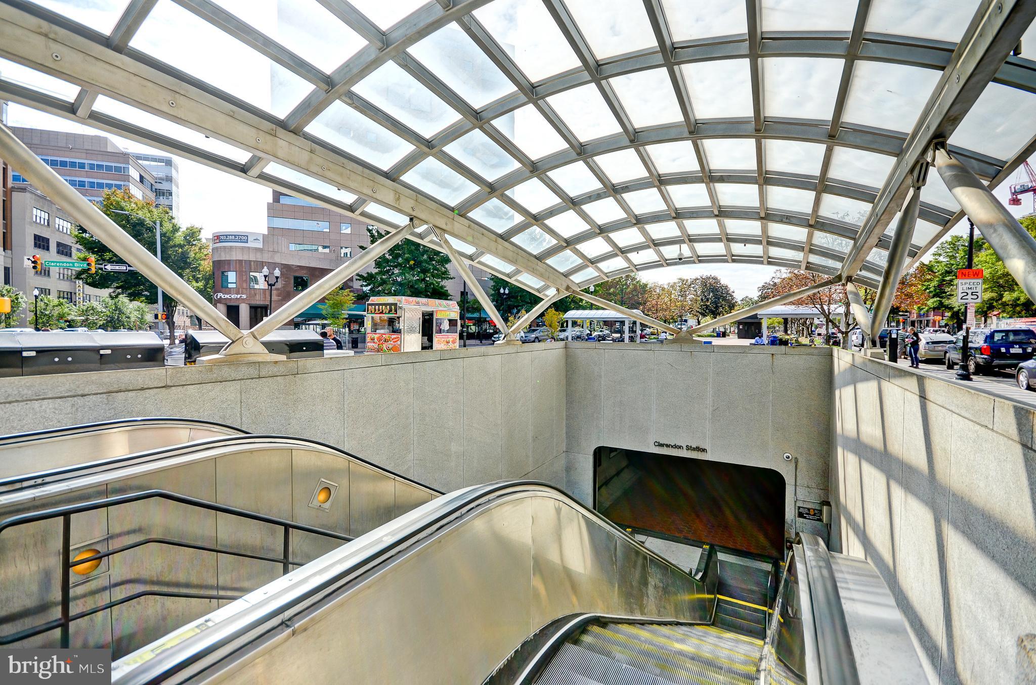 CLARENDON 1021 - Residential Lease