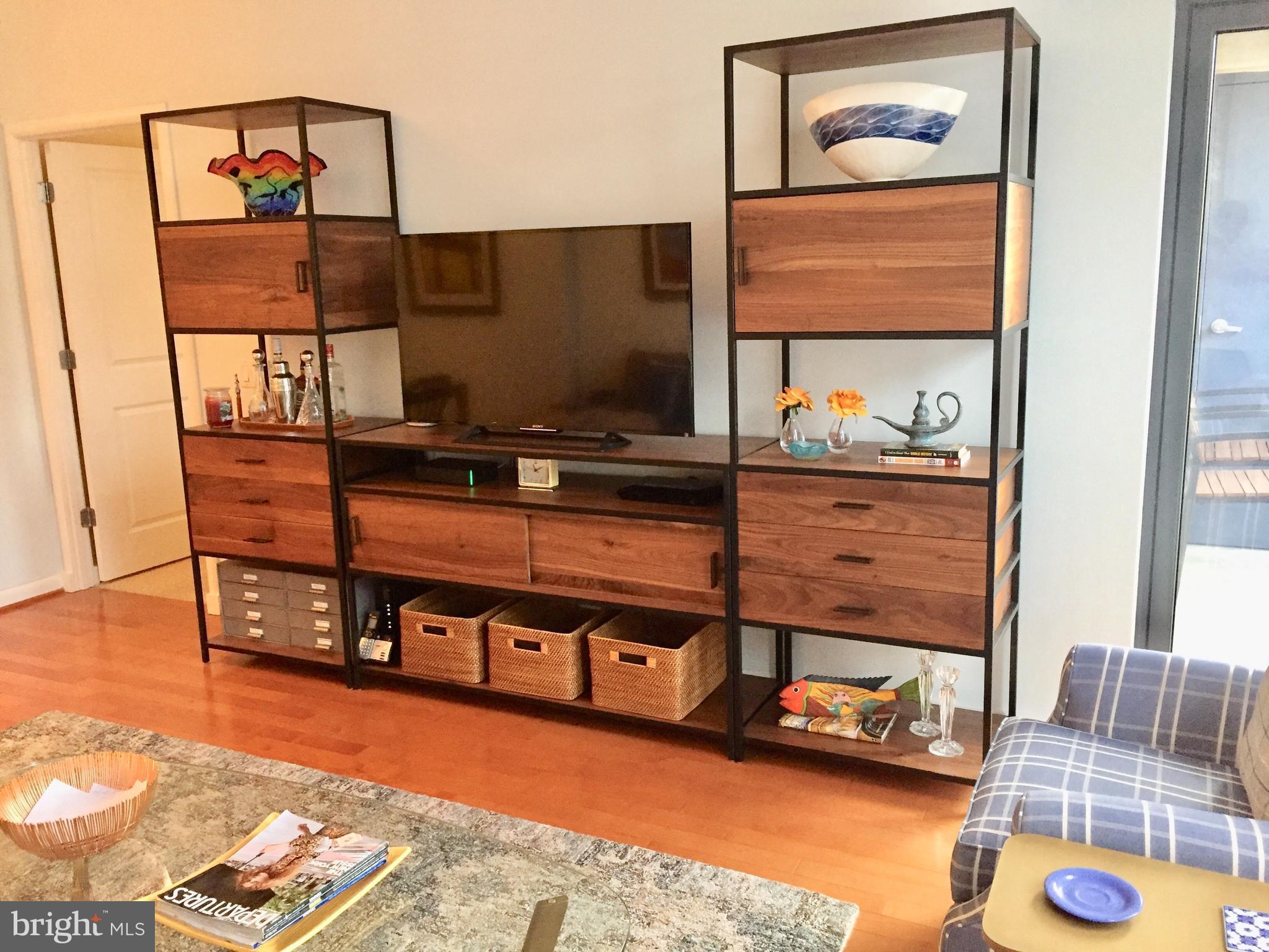 CLARENDON 1021 - Residential Lease