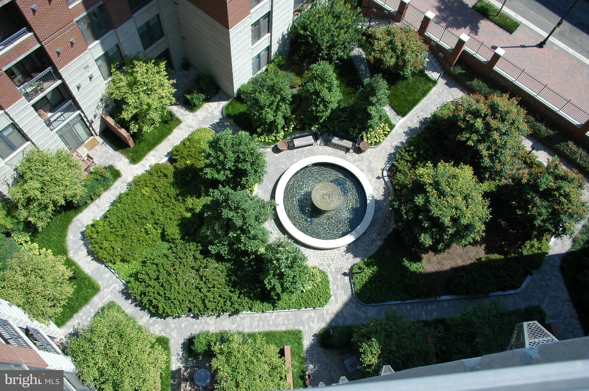 CLARENDON 1021 - Residential Lease