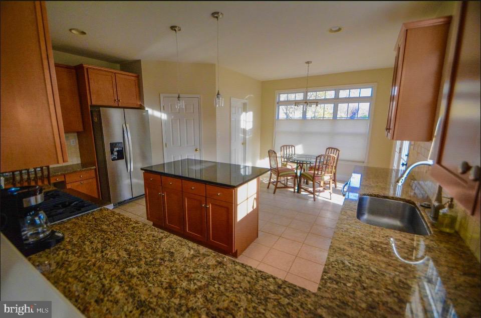 PRESIDENTIAL ESTS - Residential