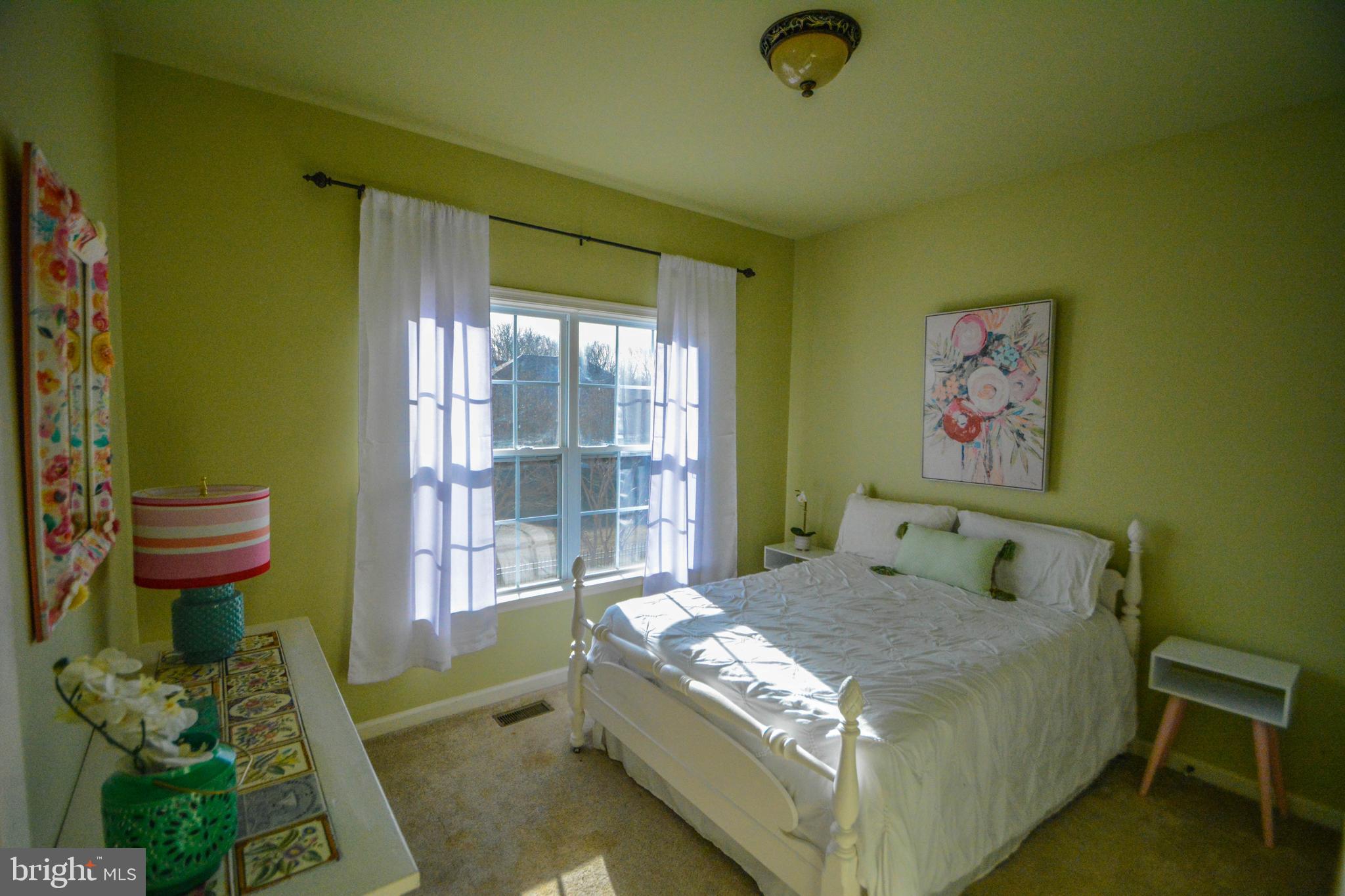 PRESIDENTIAL ESTS - Residential