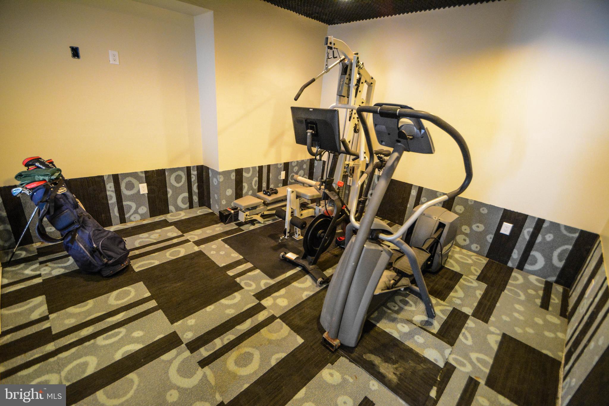 PRESIDENTIAL ESTS - Residential