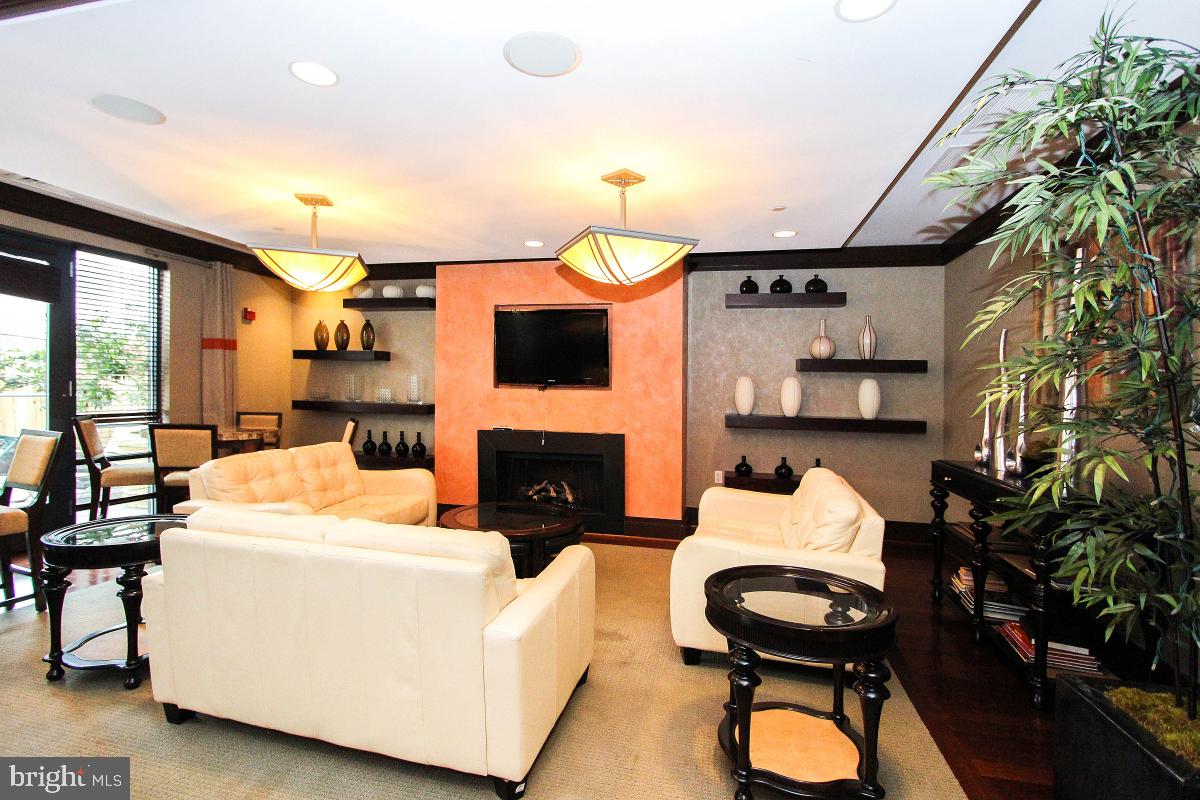 PALLADIAN - Residential