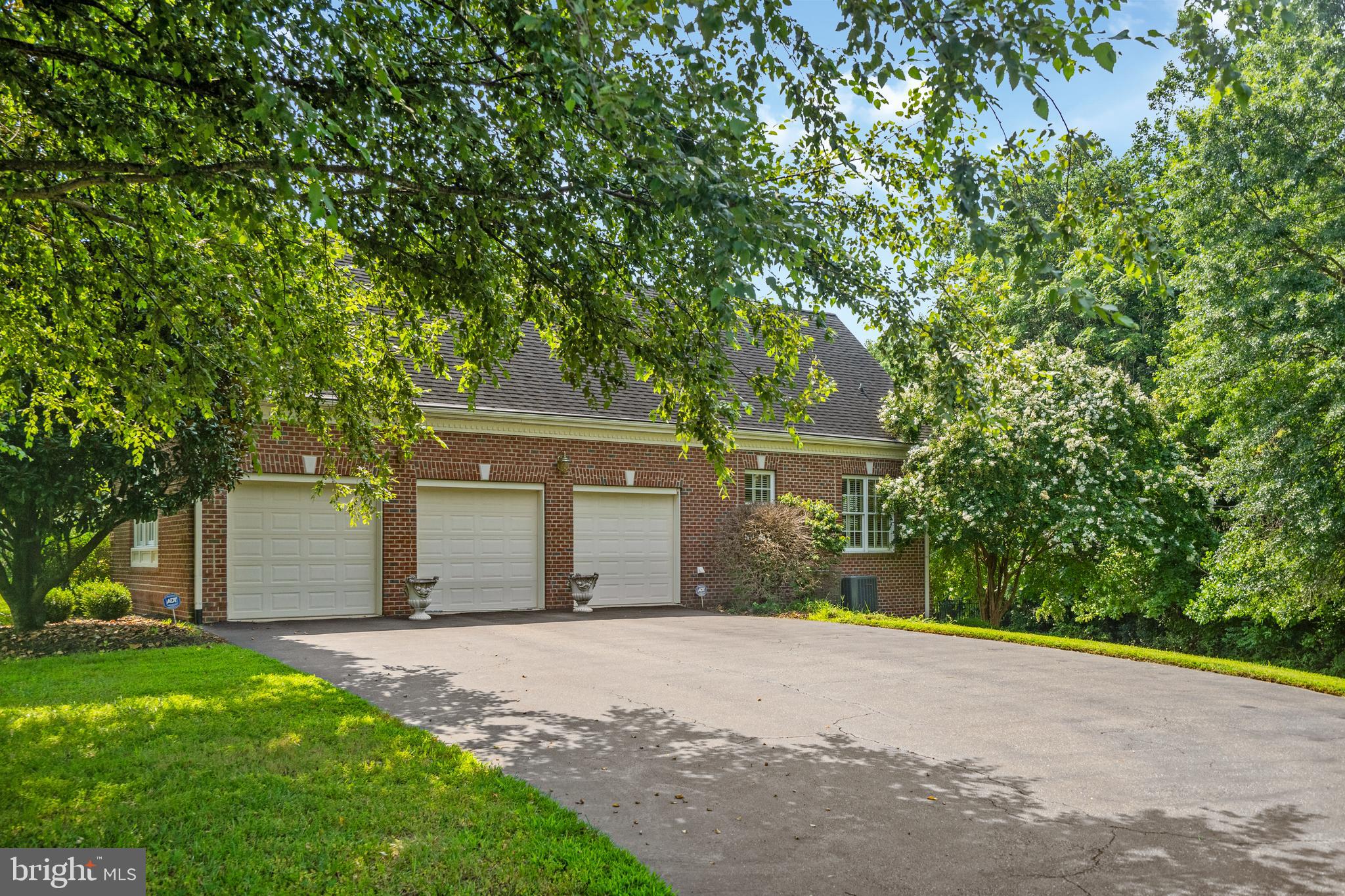 COTTAGE FARM ESTATES - Residential