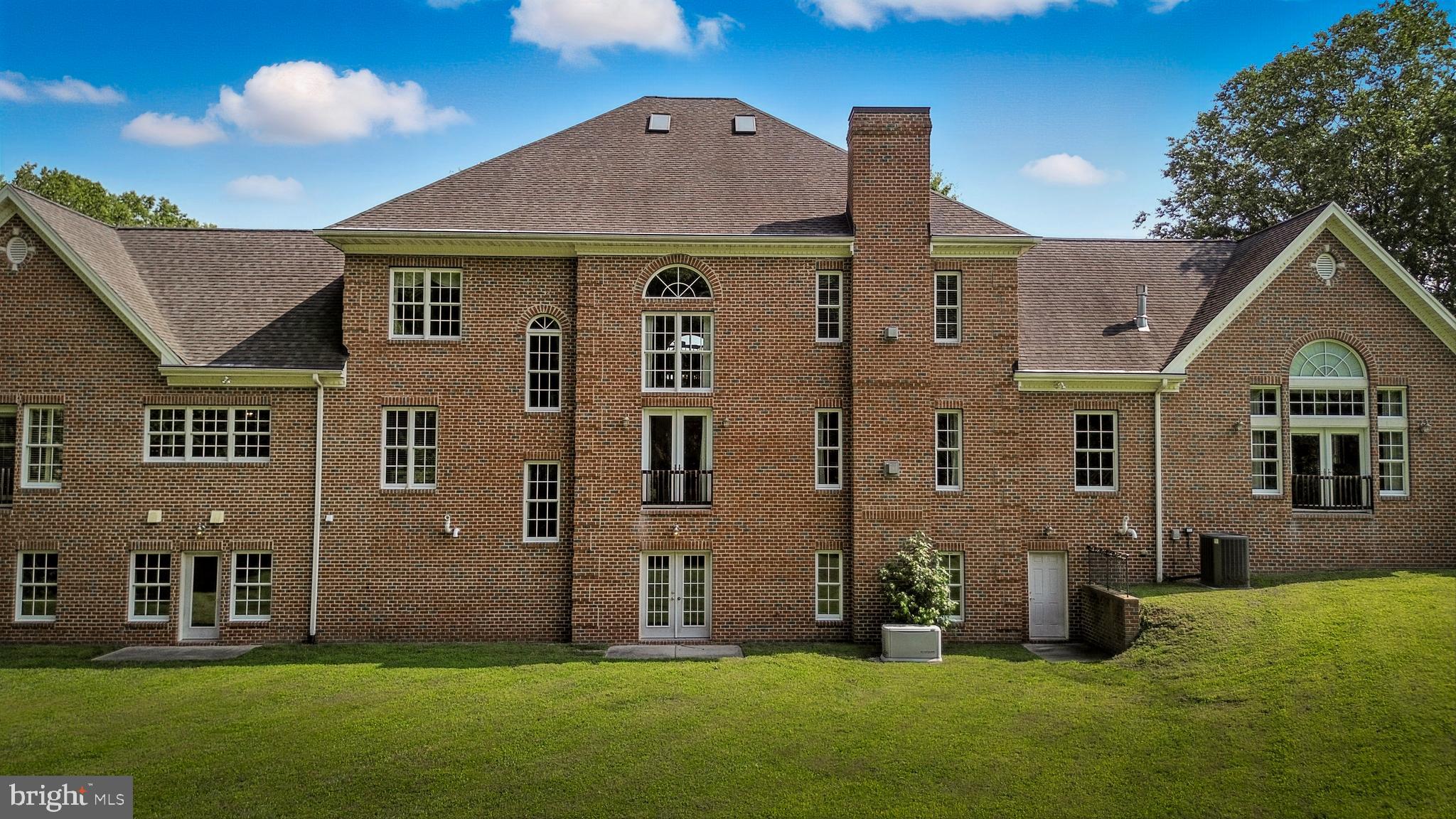 COTTAGE FARM ESTATES - Residential