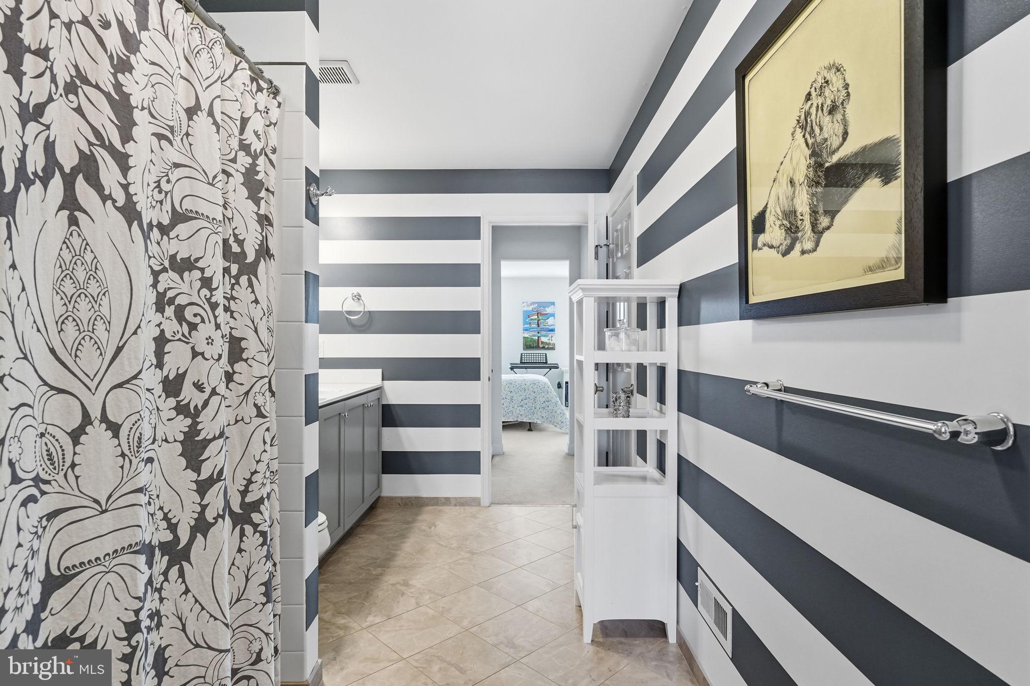 THE ENCLAVE AT UPPER - Residential